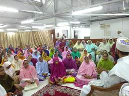 Shahzada saheb taking Misaaq of Muminaat at Zenith Hall